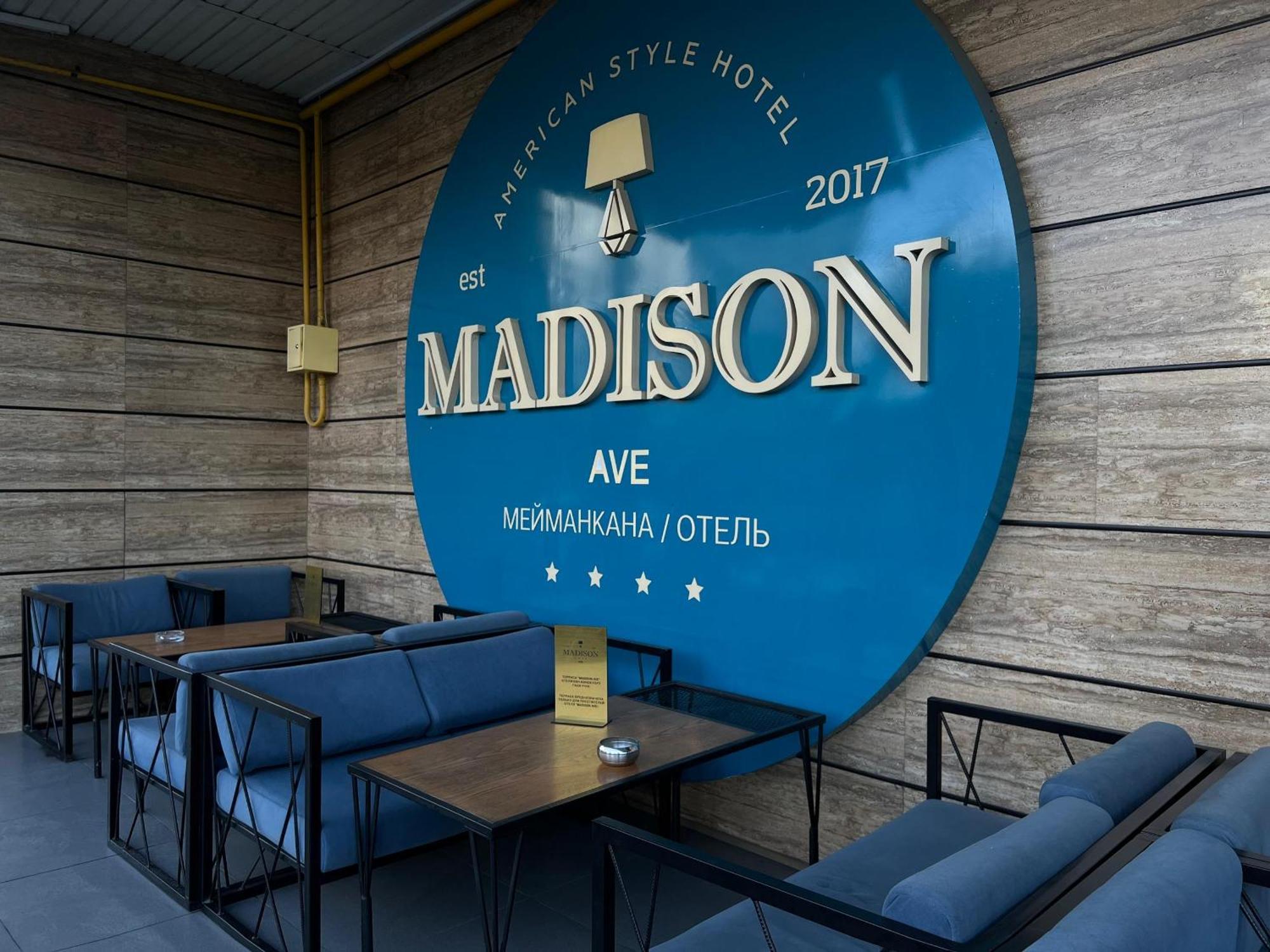 Madison Ave Hotel בישקק מראה חיצוני תמונה