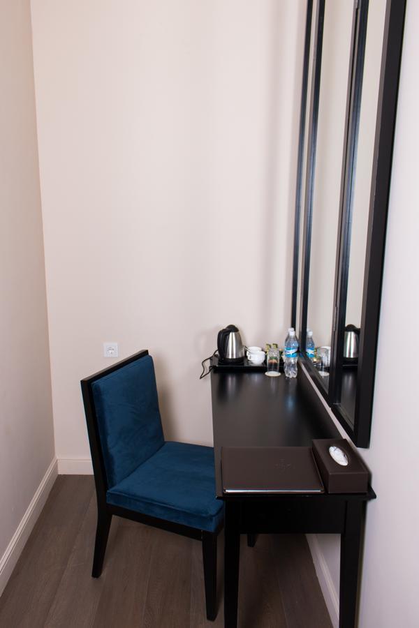 Madison Ave Hotel בישקק מראה חיצוני תמונה