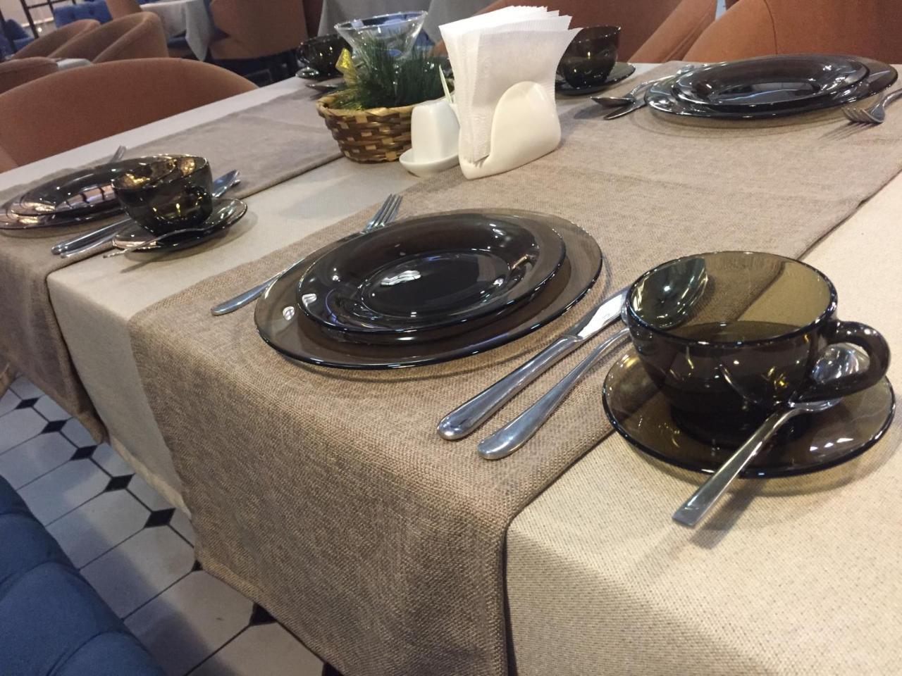 Madison Ave Hotel בישקק מראה חיצוני תמונה