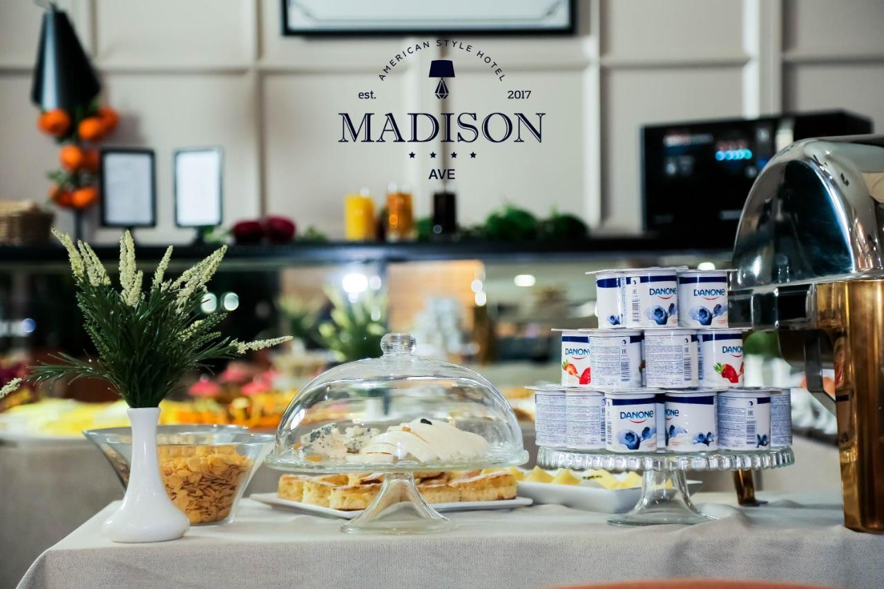 Madison Ave Hotel בישקק מראה חיצוני תמונה